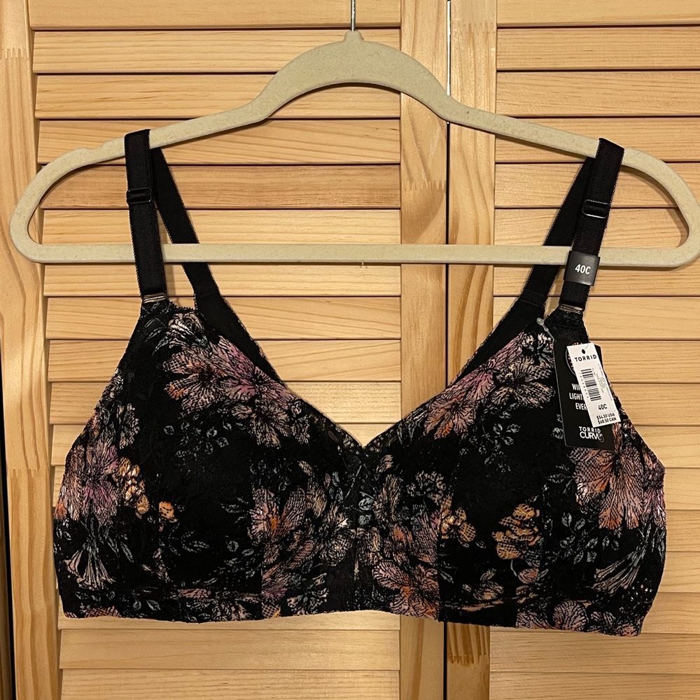 Torrid lace bra
